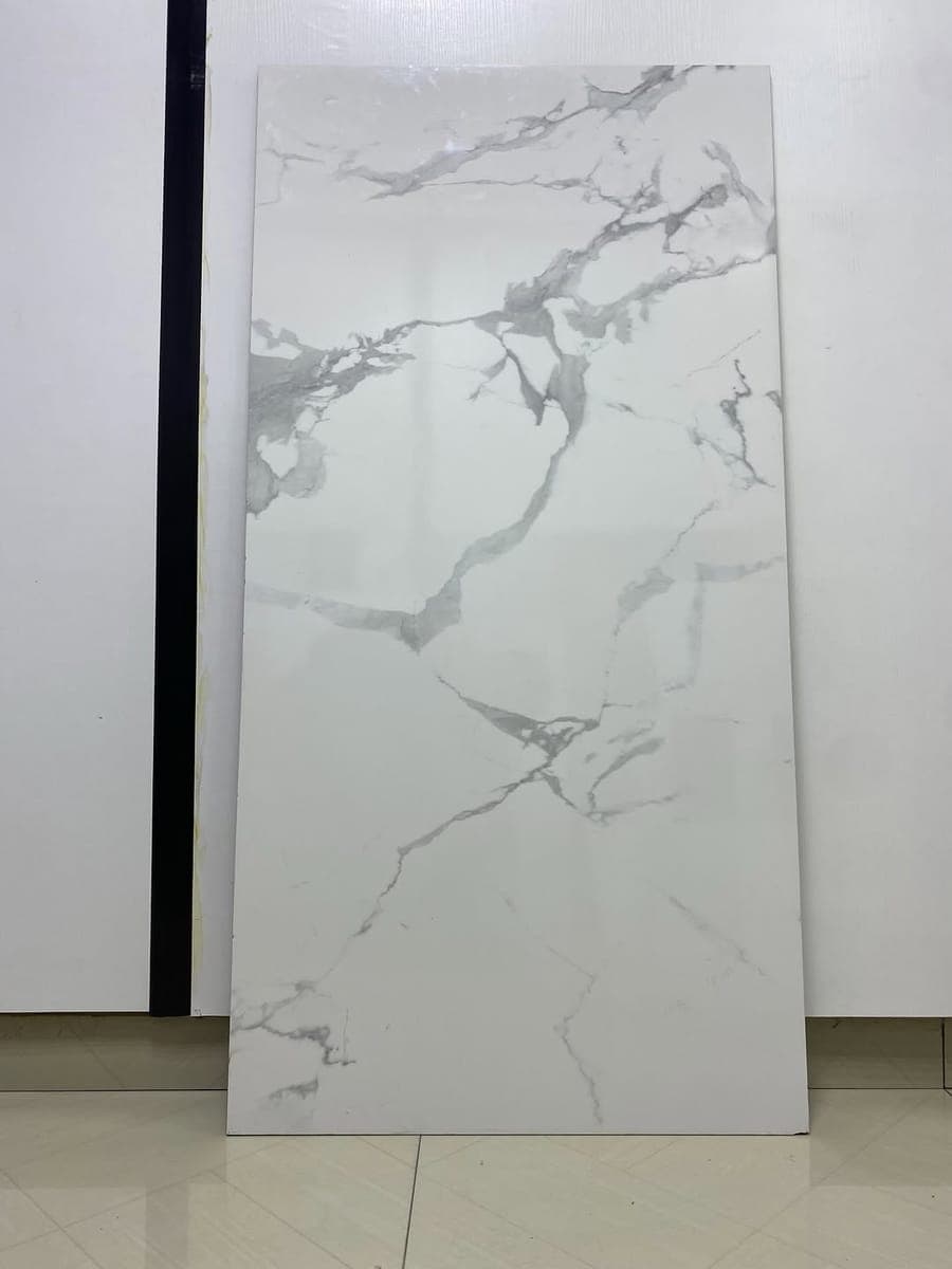 Carrara Heavy Vein